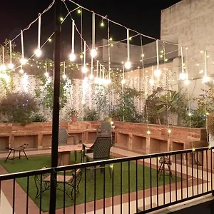 The Hideout - Near Taj India